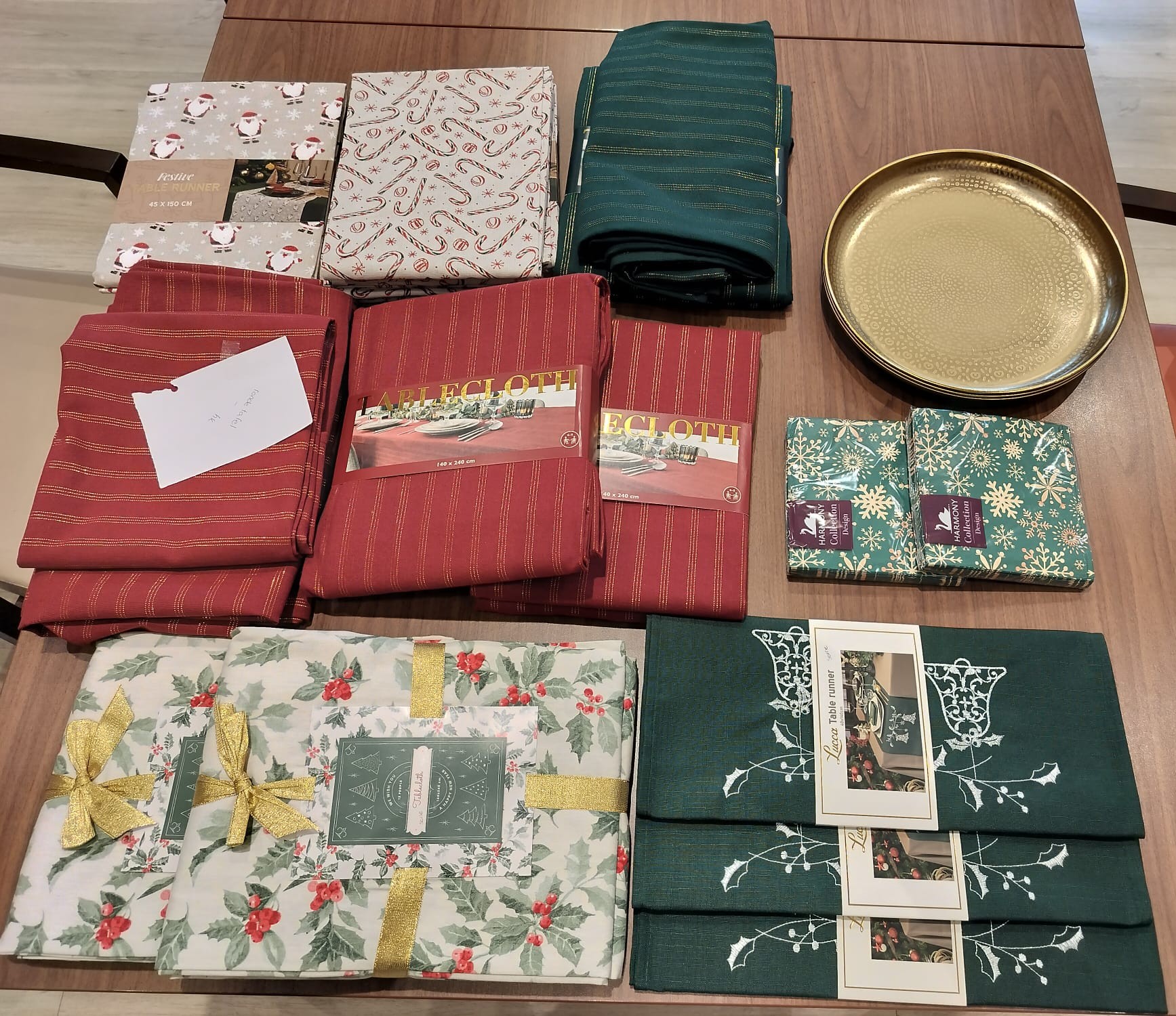 kerstkleden en servetten